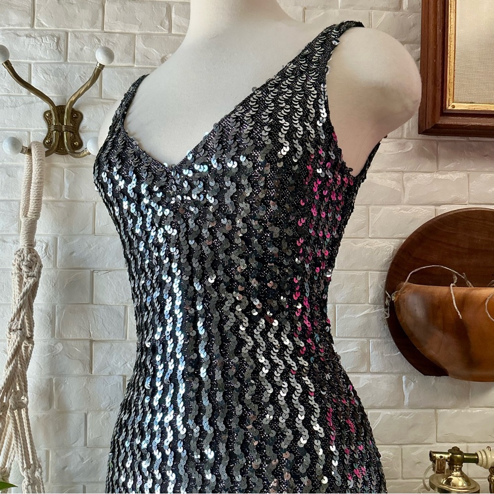 Vintage 1990s Climax by David Howard Body Contour Sequin Sleeveless Gown - Picture 7 of 15